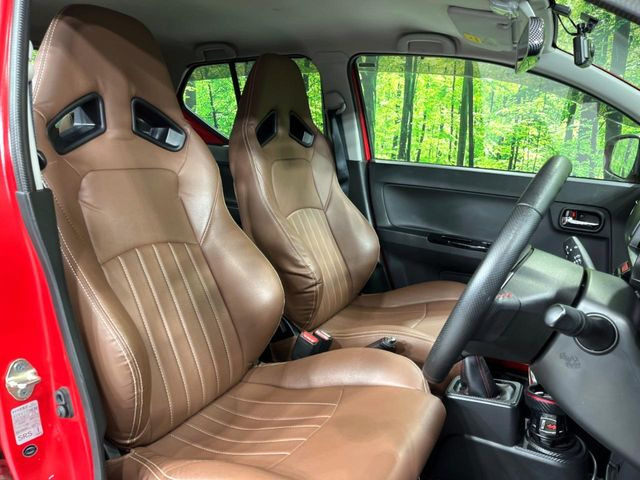 �^�]�ȃV�[�g���͎g�p�������Ȃ��A�ǍD�ȏ�ԂƂȂ��Ă��܂��B���J�Ɏg���Ă������Ƃ��悭�킩��܂��ˁB