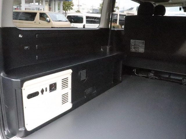 ハイエースバン2.8 マルチロールトランスポーター タイプII ロング ディーゼル