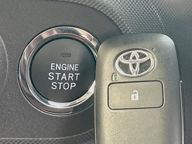 �y�X�}�[�g�L�[�z�J�o����|�P�b�g�ɓ��ꂽ�܂܂ł��h�A�̎{���E�������\�ȃX�}�[�g�L�[�𑕔��B�G���W���̃I���E�I�t�����J�M�����o���K�v����������Ƃ��Ă��֗��ł���