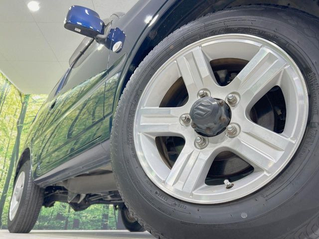 �y����16�C���`�A���~�z�C�[���z�O�ςɃ}�b�`���������A���~�z�C�[���𑕒����Ă���܂��B�e��ЊO�A���~�z�C�[����A�X�^�b�h���X�^�C�����戵�����Ă���܂��B���񂲑��k����������