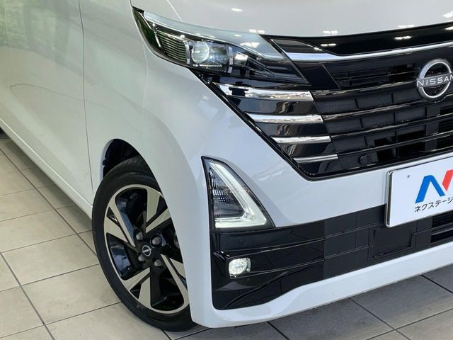 �yLED�w�b�h���C�g�z���V����ԑ��s�����ǍD�Ȏ��E���m�ۂ����S���ĉ^�]�ł��鍂�P�xLED�w�b�h���C�g�𑕔�!�_�����x�������A����d�͂��}�����Ă��܂��B