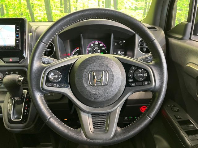 �y�����v�����X�e�A�����O�z�㎿�Ȋv���g�p���邱�ƂŁA��ɂ����������݂ƂĂ��^�]���₷���n���h���ł���