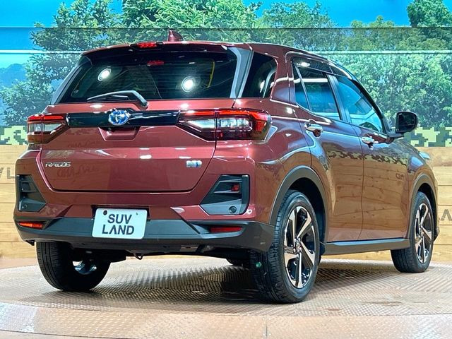 ☆全国のネクステージからお取り寄せが可能※!遠方の店舗に展示してあるクルマが気になる場合も、最寄りの店舗でご覧いただくことが可能です!是非私たちに要望をお聞かせください!※別途費用