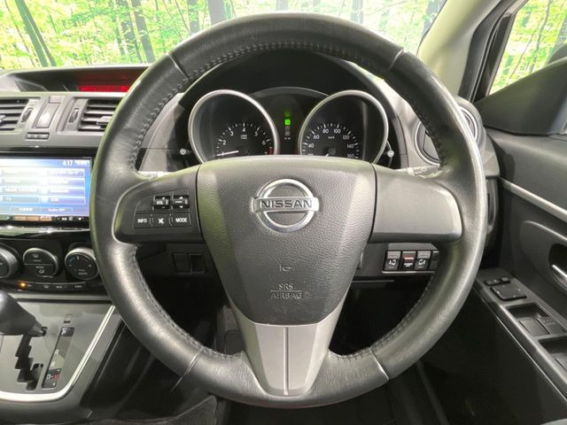 �y�����v�����X�e�A�����O�z�㎿�Ȋv���g�p���邱�ƂŁA��ɂ����������݂ƂĂ��^�]���₷���n���h���ł���