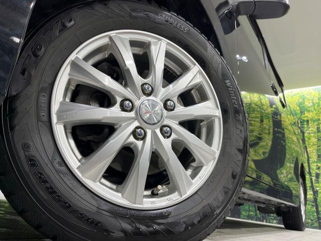 �y15�C���`�A���~�z�C�[���z�O�ςɃ}�b�`�����A���~�z�C�[���𑕒����Ă���܂��B�e��A���~�z�C�[����A�X�^�b�h���X�^�C�����戵�����Ă���܂��B���񂲑��k����������