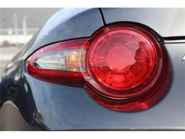 ���Ǝҗl�ւ̔̔��͂��f�肳���Ă��������܂��B �Ԍ������ԗ��̏ꍇ�́A�Ԍ����擾�������x�������z�ŕ\�����Ă���܂��B