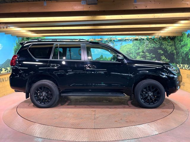 �������x�̃K���X�疌�ŝ����͂������A�㎿�ȃc���E����������B���O����_���J�����؂Ȉ��Ԃ�ی삵�A�F�����E�򉻂�h�~�B�u�e�X�v���b�V���R�[�g�v�A�u�e�v���~�b�T�R�[�g�v���炨�I�т��������܂��B