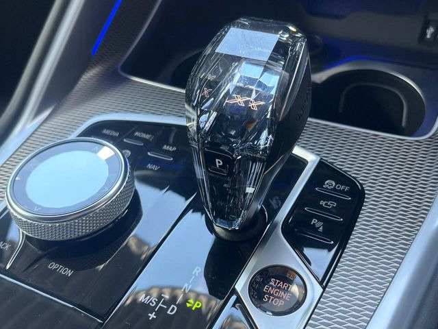 ��MT���[�h�t��AT:�ʏ�͎����ł����Ȃ���ϑ�(�M�A�`�F���W)���h���C�o�[�̑���ɂ���ĈӐ}�I�ɕς�����V�X�e���ł��B����w���i�̃h���C�u�����y���݂��������܂�!