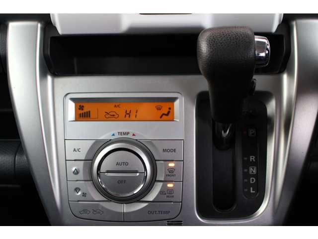 �I�[�g�G�A�R��