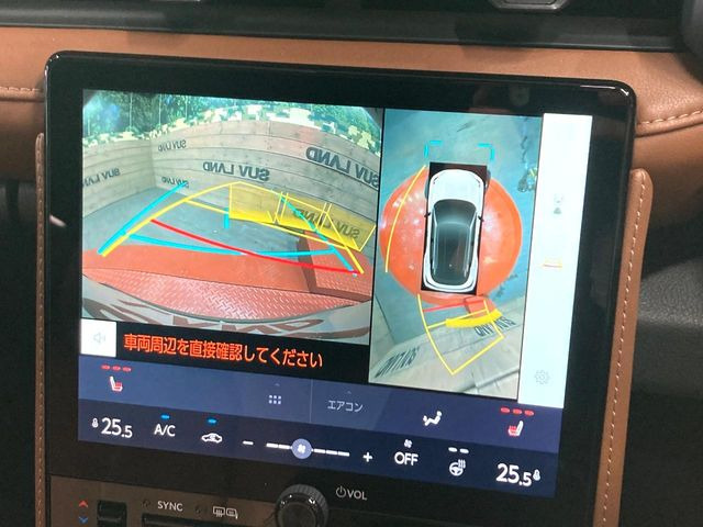 �y�p�m���~�b�N�r���[���j�^�[�z��p�̃J�����ɂ��A�ォ�猩���낵���悤�Ȏ��_��360�x�N���}�̎��͂��m�F���邱�Ƃ��ł��܂������p�������m�F���₷���A�����ꏊ�ł̐؂�Ԃ��⒓�Ԃ��X���[�Y�ɍs���܂��B