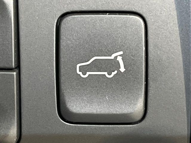 �y�p���[�o�b�N�h�A�z�X�}�[�g�L�[��^�]�Ȃ̃{�^�������������Ń��A�Q�[�g�������ŊJ���܂�!�ו��������Ă��鎞��A�����ʒu�ɂ���o�b�N�h�A��߂�ۂɕ֗��ȋ@�\�ł���