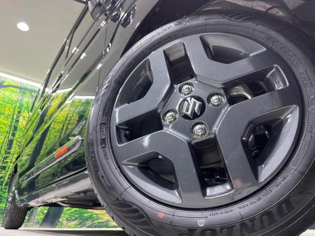 �y����14�C���`�A���~�z�C�[���z�O�ςɃ}�b�`���������A���~�z�C�[���𑕒����Ă���܂��B�e��ЊO�A���~�z�C�[����A�X�^�b�h���X�^�C�����戵�����Ă���܂��B���񂲑��k����������