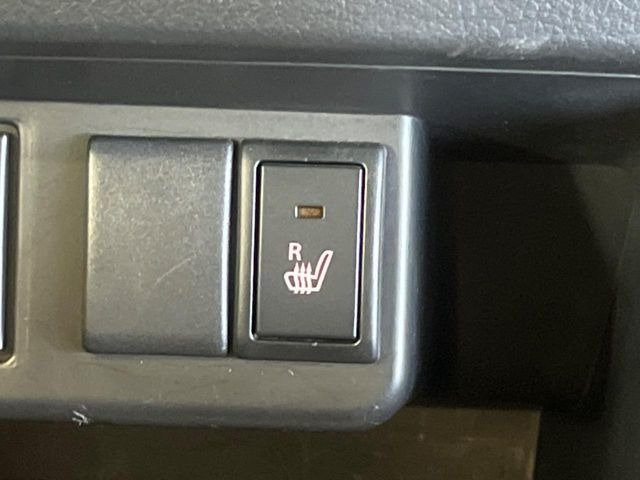 �y�V�[�g�q�[�^�[�z�������ɏd�󂷂�V�[�g�q�[�^�[!�G�A�R����葁�����܂��Ă����̂Ŋ�����̐l�����S�ł��ˁ�G�A�R���̉����͊������邩����A�Ƃ������ɂ����������߂ł��B