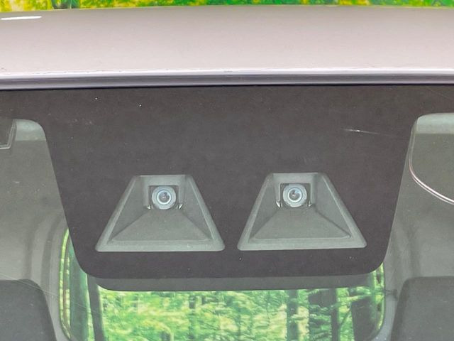 �y�g���^�Z�[�t�e�B�Z���X�z���s���ɑO���̎ԗ�����F�����A�Փ˂������Ȏ��͌x��ƃu���[�L�ŏՓˉ���Ɣ�Q�y�����A�V�X�g�B�����S�Ƀh���C�u�����y���݂��������܂��B