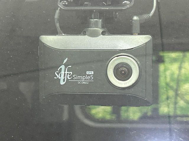 �y�h���C�u���R�[�_�[�z���S�E���S�ȃJ�[���C�t�ɕK�{�̃h���C�u���R�[�_�[�𑕔�!���s���͂������A������^�]�⎖�̂ɑ��������ۂ̏󋵂��f���ŋL�^���A����̃��X�N�ɔ����܂��B