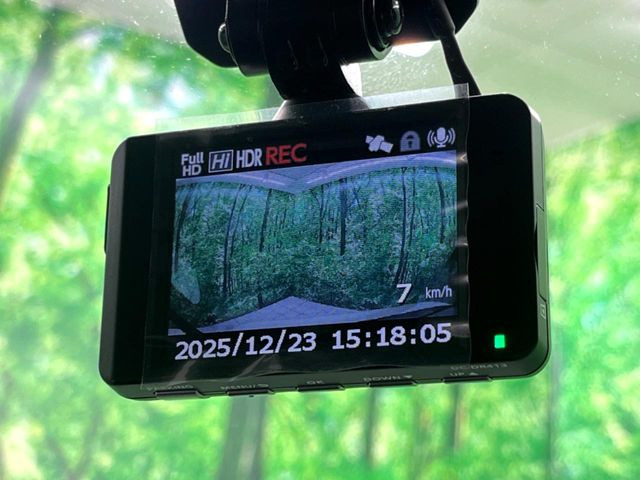 �y�h���C�u���R�[�_�[�z���S�E���S�ȃJ�[���C�t�ɕK�{�̃h���C�u���R�[�_�[�𑕔�!���s���͂������A������^�]�⎖�̂ɑ��������ۂ̏󋵂��f���ŋL�^���A����̃��X�N�ɔ����܂��B