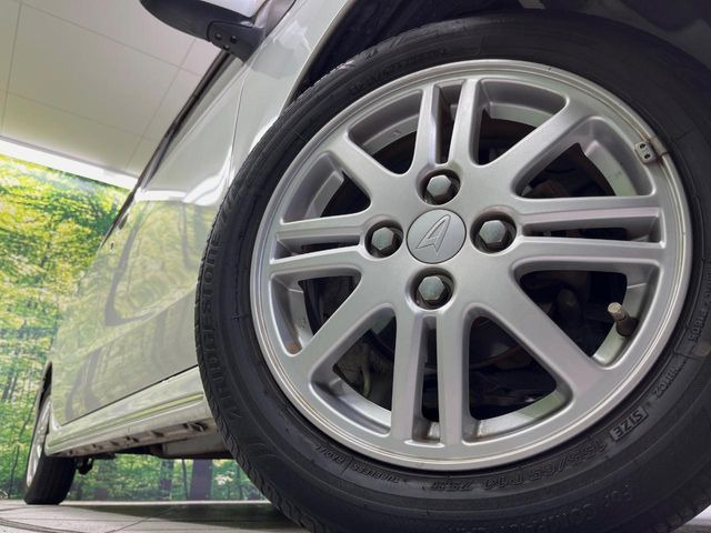 �y����14�C���`�A���~�z�C�[���z�O�ςɃ}�b�`���������A���~�z�C�[���𑕒����Ă���܂��B�e��ЊO�A���~�z�C�[����A�X�^�b�h���X�^�C�����戵�����Ă���܂��B���񂲑��k����������