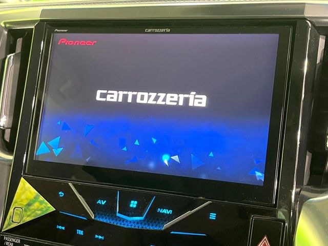 �y10�^�i�r�Q�[�V�����z�g���₷���i�r�ŖړI�n�܂ł�������ē����Ă���܂��B�e��I�[�f�B�I�Đ��@�\���[�����Ă���A���Ԃ̉^�]������Ɋy�����Ȃ�܂�!!