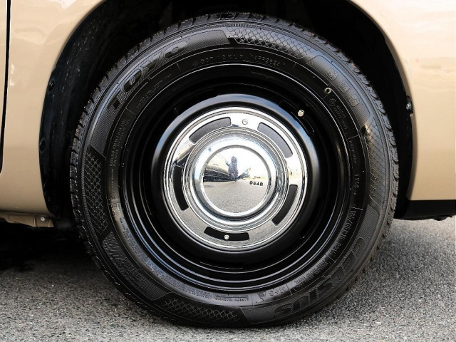 サクシードバンハイブリッド 1.5 UL-X