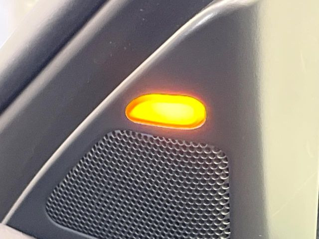 �y������p���m�z���s���A�h�A�~���[�̎��p�ɂȂ�₷���ӏ��Ɍ㑱�Ԃ��ڋ߂���ƃT�C�h�~���[�t�߂Ɍx����\���A�h���C�o�[�ɒ��ӊ��N�����Ă���܂��B