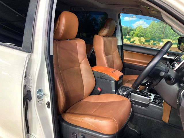 �y�u���E�����U�[�V�[�g�z�f�U�C�����������A�������̂��钃�v�V�[�g�B��ɑ̂ɐG��镔��������A����S�n�̗ǂ��ɂ͂�����肽���ł��ˁ􉘂�̕t����򉻂�}����������R�[�e�B���O�{�H�����X�X���ł����