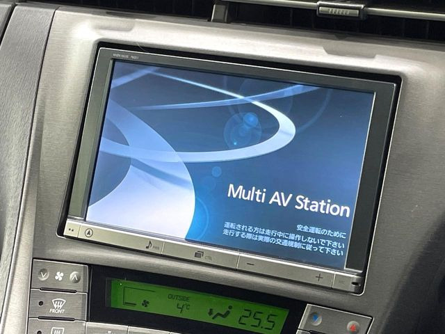 �y����8�^�i�r�z�l�C�̏����i�r�𑕔��B�I�[�f�B�I�@�\���[�����Ă���ABluetooth�ڑ�����΂������̃X�}�z��MP3�v���C���[�̉��y���Đ��\!�����̉^�]������Ɋy�����Ȃ�܂�!!