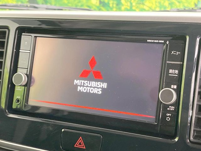 �y�����i�r�z�l�C�̏����i�r�𑕔����Ă���܂��B�i�r�̎g���₷���͂������A�I�[�f�B�I�@�\���[��!�L�����v�◷�s�͂������A�ʋ΂┃�����ȂǕ��i�̃h���C�u���y�����Ȃ�͂���