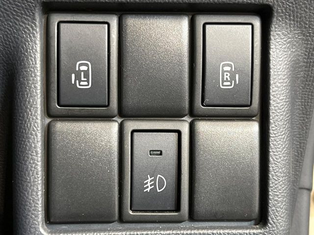 �y�����p���[�X���C�h�h�A�z�X�}�[�g�L�[��^�]�Ȃ̃X�C�b�`�Ō�ȗ����X���C�h�h�A�̊J���\���d��������͂����ăh�A���J����K�v�������A�����Ȃ��q�l�ł��ȒP�ɊJ���߂ł����K�ł���