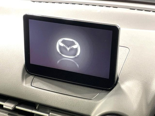 �y���[�J�[�����i�r�z�C���e���A�ɗn�����ރX�^�C���b�V���ȁu��p�݌v�v���[�J�[�i�r�𑕔��􎋔F���⑀�쐫�ȂǊ�{���\�ɂ��D��A���㎿�ȃJ�[���C�t�����y���݂��������܂��B