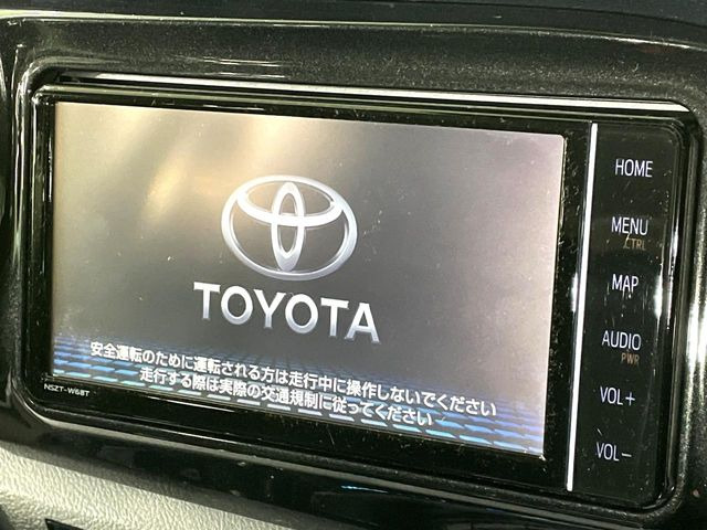 �y�����i�r�z�l�C�̏����i�r�𑕔����Ă���܂��B�i�r�̎g���₷���͂������A�I�[�f�B�I�@�\���[��!�L�����v�◷�s�͂������A�ʋ΂┃�����ȂǕ��i�̃h���C�u���y�����Ȃ�͂���