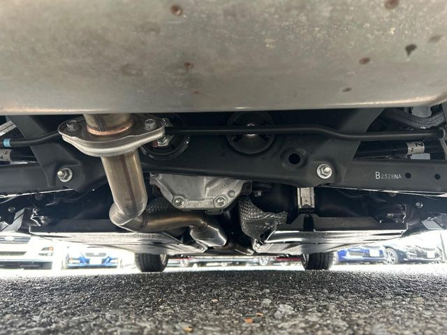 ����肪���ꂢ�Ȃ����ɁA�h�K���H�̎{�H���I�X�X���B�~��n��͂������A���ݕ��ɂ��Z���̕���A��Ń}�����E�E�B���^�[�X�|�[�c���������ɂ��D�]���������Ă���܂��B