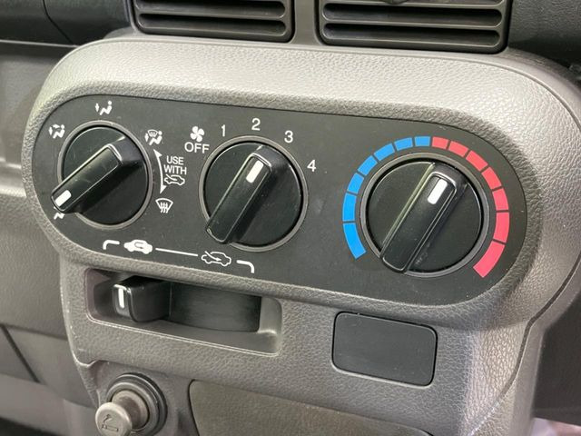 �����~�������Ă��S�Ȃɉ��K�ȋ󒲂�͂��Ă����A�_�C�������G�A�R���𑕔���