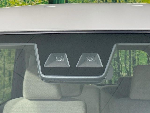 �y�X�}�[�g�A�V�X�g�z���s���ɑO���̎ԗ�����F�����A�Փ˂������Ȏ��͌x��ƃu���[�L�ŏՓˉ���Ɣ�Q�y�����A�V�X�g�B�����S�Ƀh���C�u�����y���݂��������܂��B