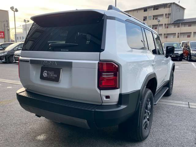 �X���[�N���X����X�̎ԗ��͍Œ�2�N�̈��S�ۏ؂��ʓr�L���ł��t���ł��܂�!�ڍׂ͓��X�X�^�b�t�܂ł��C�y�ɂ��₢���킹�������B