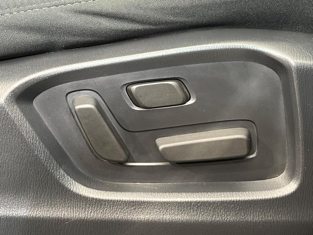 �y�p���[�V�[�g�z�X�C�b�`��ŊȒP�ɃV�[�g�̔��������\!�d��������͂�����܂���!���K�ȃV�[�g�|�W�V�����ɃZ�b�g���āA���K�ȃh���C�u�����y���݂��������B