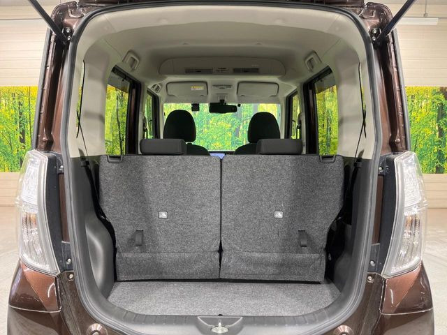 ���i�̂���������ʋ΁A���}���ɏ\���ȉ׎��X�y�[�X���m�ۂ��Ă���܂��B�Z�J���h�V�[�g��|���ƁA�傫�ȉו��̐ύڂ��\�ł���