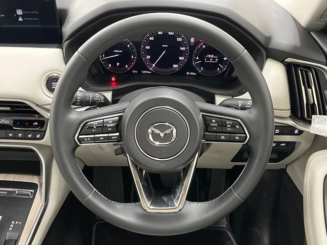 �y�����v�����X�e�A�����O�z�㎿�Ȋv���g�p���邱�ƂŁA��ɂ����������݂ƂĂ��^�]���₷���n���h���ł���