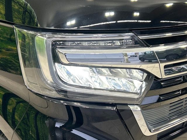 �yLED�w�b�h���C�g�z���V����ԑ��s�����ǍD�Ȏ��E���m�ۂ����S���ĉ^�]�ł��鍂�P�xLED�w�b�h���C�g�𑕔�!�_�����x�������A����d�͂��}�����Ă��܂��B