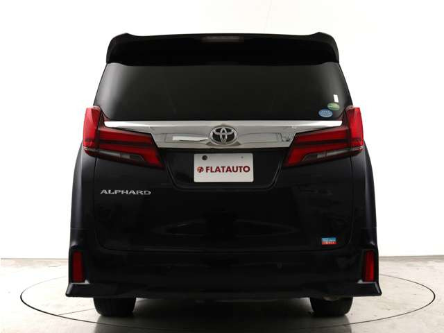 前後ドライブレコーダーもお取り付けできます!安心安全なカーライフには必需品ですね!