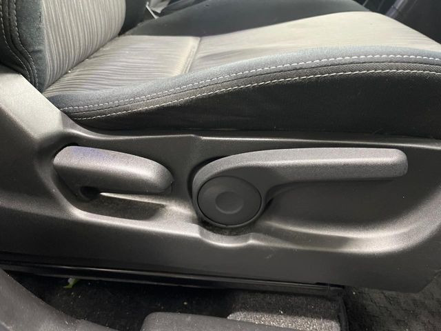 �y�V�[�g���t�^�[�z�V�[�g���ʂ̈ʒu���㉺�ɒ����ł���V�[�g���t�^�[�𑕔��B�啿�ȕ��������ȕ����œK�ȃh���C�r���O�|�W�V�����ŉ^�]�ł��܂��B