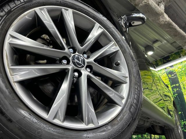 �y����19�C���`�A���~�z�C�[���z�O�ςɃ}�b�`���������A���~�z�C�[���𑕒����Ă���܂��B�e��ЊO�A���~�z�C�[����A�X�^�b�h���X�^�C�����戵�����Ă���܂��B���񂲑��k����������