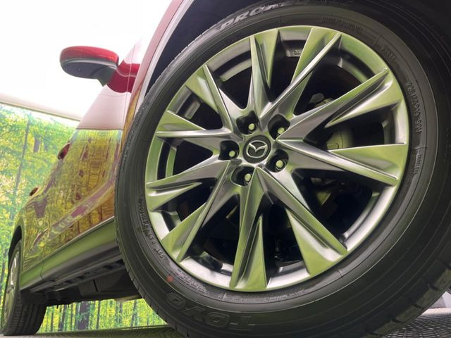 �y����19�C���`�A���~�z�C�[���z�O�ςɃ}�b�`���������A���~�z�C�[���𑕒����Ă���܂��B�e��ЊO�A���~�z�C�[����A�X�^�b�h���X�^�C�����戵�����Ă���܂��B���񂲑��k����������