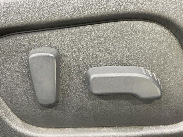 �y�p���[�V�[�g�z�X�C�b�`��ŊȒP�ɃV�[�g�̔��������\!�d��������͂�����܂���!���K�ȃV�[�g�|�W�V�����ɃZ�b�g���āA���K�ȃh���C�u�����y���݂��������B