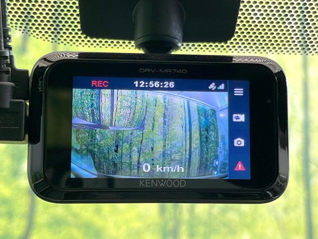 �y�h���C�u���R�[�_�[�z���S�E���S�ȃJ�[���C�t�ɕK�{�̃h���C�u���R�[�_�[�𑕔�!���s���͂������A������^�]�⎖�̂ɑ��������ۂ̏󋵂��f���ŋL�^���A����̃��X�N�ɔ����܂��B