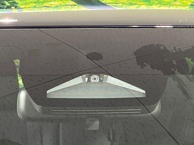 �y�g���^�Z�[�t�e�B�Z���X�z���s���ɑO���̎ԗ�����F�����A�Փ˂������Ȏ��͌x��ƃu���[�L�ŏՓˉ���Ɣ�Q�y�����A�V�X�g�B�����S�Ƀh���C�u�����y���݂��������܂��B