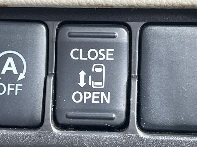 �y�p���[�X���C�h�h�A�z�X�}�[�g�L�[��^�]�Ȃ̃X�C�b�`�ŃX���C�h�h�A�̊J���\���d��������͂����ăh�A���J����K�v�������A���������q�l�ł��A�d���ו��������Ă��鎞�����N�ɊJ���߂ł��܂���