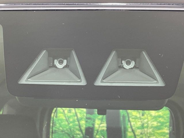 �y�X�}�[�g�A�V�X�g�z���s���ɑO���̎ԗ�����F�����A�Փ˂������Ȏ��͌x��ƃu���[�L�ŏՓˉ���Ɣ�Q�y�����A�V�X�g�B�����S�Ƀh���C�u�����y���݂��������܂��B