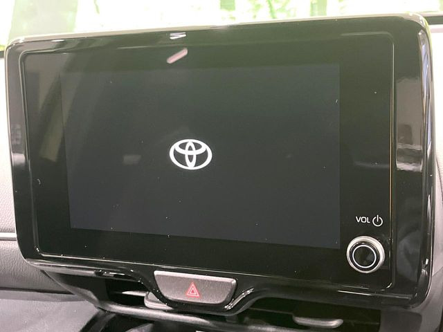 �y8�C���` �f�B�X�v���C�I�[�f�B�I�z���ʂ̃f�B�X�v���C��AppleCarPlay��AndroidAuto�����p�\�B�傫�ȉ�ʂŃX�}�z�i�r�A�v���������p���������܂���