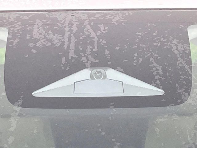 �y�z���_�Z���V���O�z���s���ɑO���̎ԗ�����F�����A�Փ˂������Ȏ��͌x��ƃu���[�L�ŏՓˉ���Ɣ�Q�y�����A�V�X�g�B�����S�Ƀh���C�u�����y���݂��������܂��B