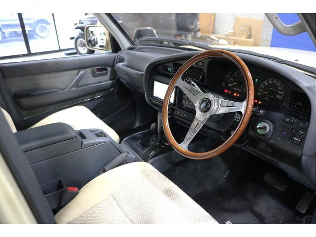 ランドクルーザー804.5 VXリミテッド 4WD